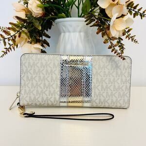 Michael Kors jet set large continental wallet MK